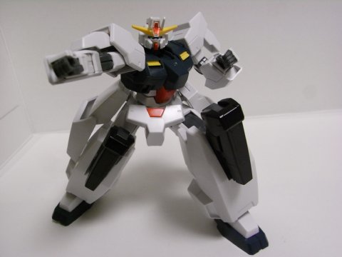 HG セラヴィーガンダム