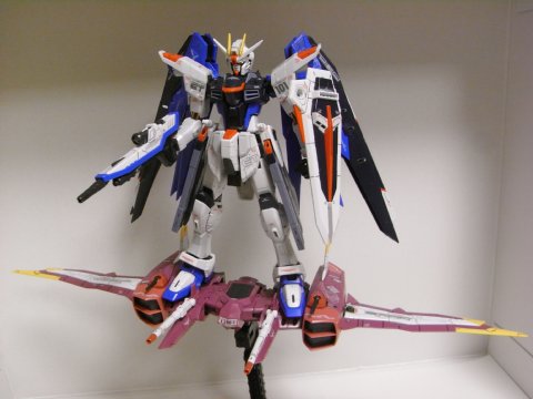 RG ジャスティスガンダム