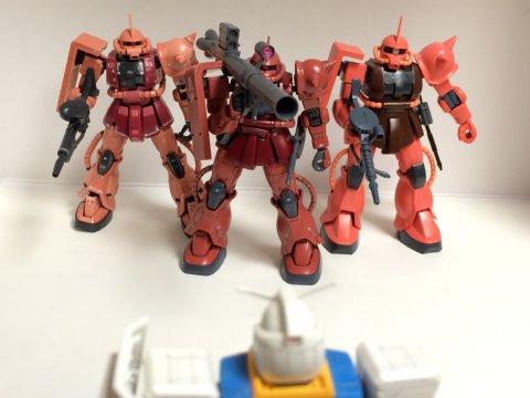 HG シャア専用ザクII