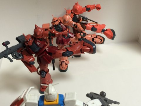 HG シャア専用ザクII