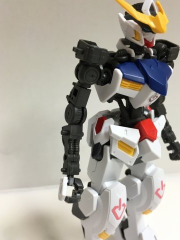 HG ガンダムバルバトス